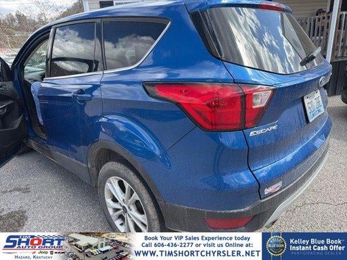 Lightning Blue 2019 Ford Escape SE