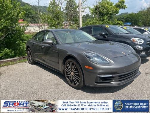 2018 Porsche Panamera 4S