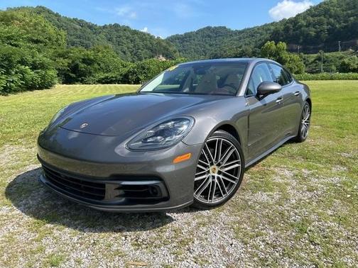 2018 Porsche Panamera 4S