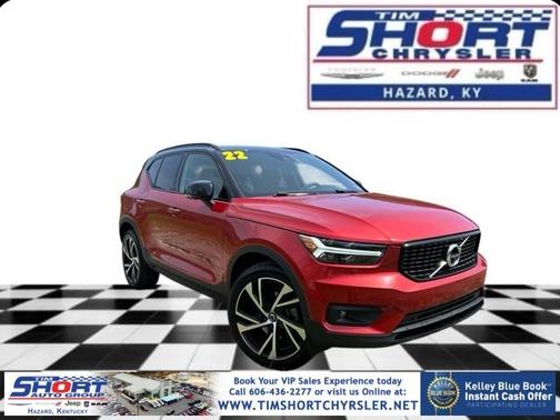 2022 Volvo XC40 T5 R-Design