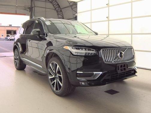 2024 Volvo XC90 B6 Plus Bright Theme 7-Seater