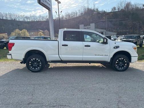 2017 Nissan Titan XD PRO-4X