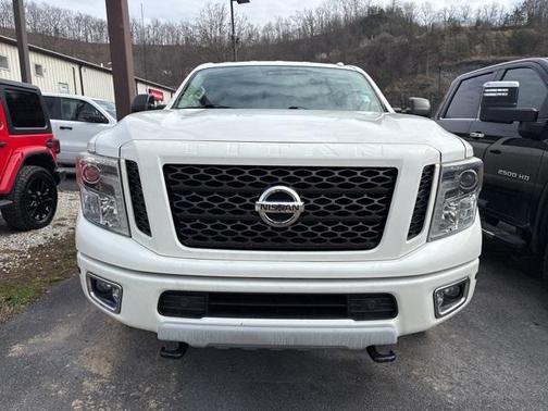 2017 Nissan Titan XD PRO-4X