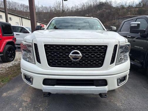 2017 Nissan Titan XD PRO-4X