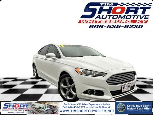 2016 Ford Fusion SE