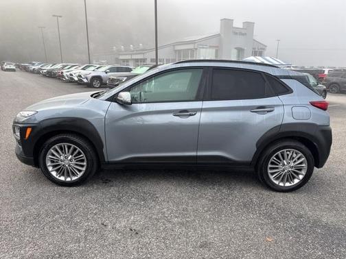 2021 Hyundai KONA SEL Plus