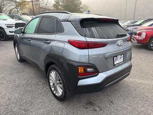 2021 Hyundai KONA SEL Plus