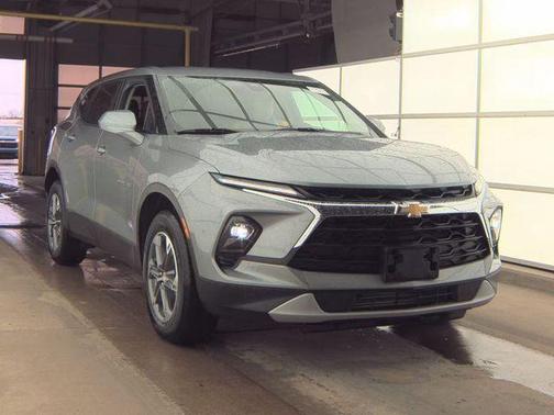 Sterling Gray Metallic 2025 Chevrolet Blazer LT