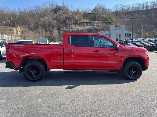 2023 Chevrolet Silverado 1500 Custom Trail Boss
