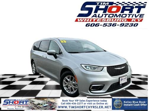 2023 Chrysler Pacifica Touring-L