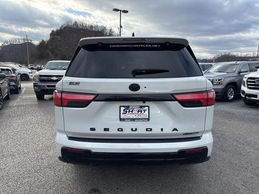 2025 Toyota Sequoia Platinum