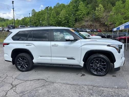 2025 Toyota Sequoia Platinum