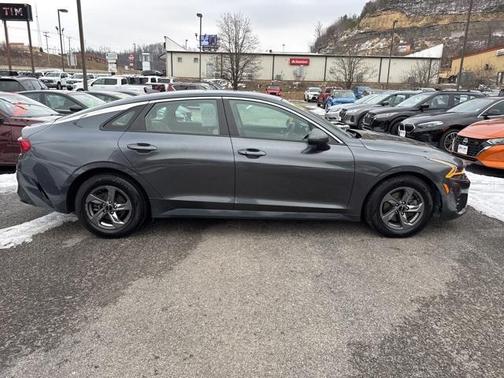 2022 Kia K5 LXS