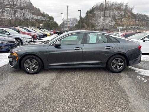 2022 Kia K5 LXS