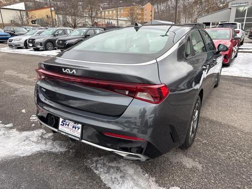 2022 Kia K5 LXS