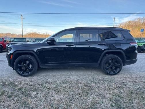2021 Jeep Grand Cherokee L Laredo