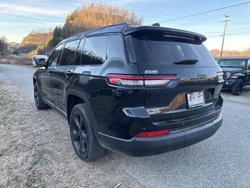 2021 Jeep Grand Cherokee L Laredo