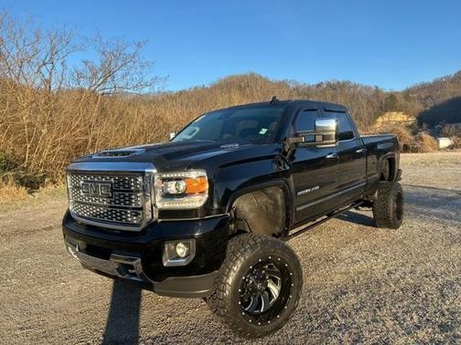2018 GMC Sierra 2500 Denali
