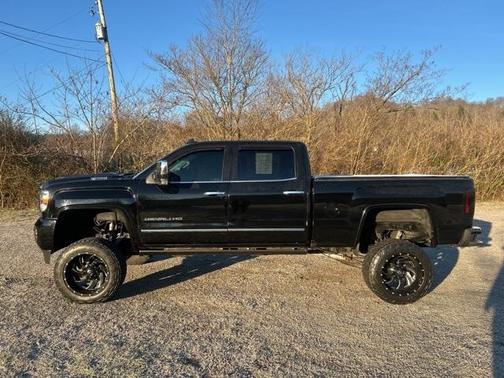 2018 GMC Sierra 2500 Denali