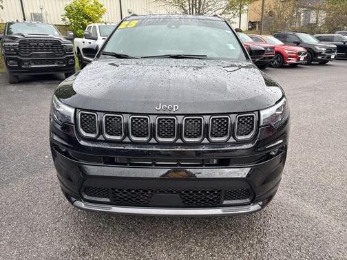 2023 Jeep Compass Altitude