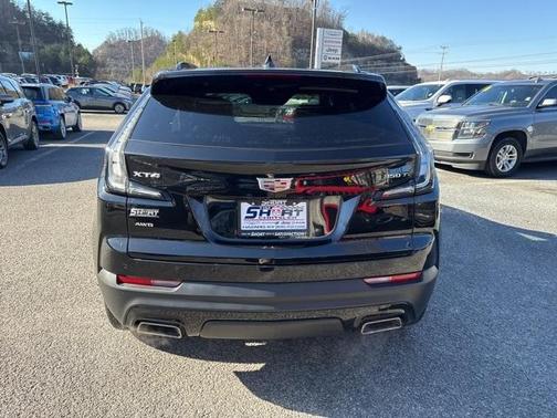 2023 Cadillac XT4 Sport