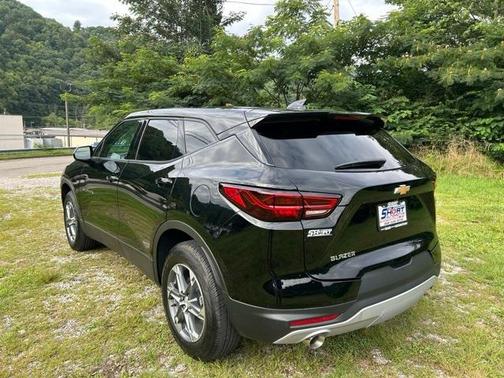 2025 Chevrolet Blazer LT