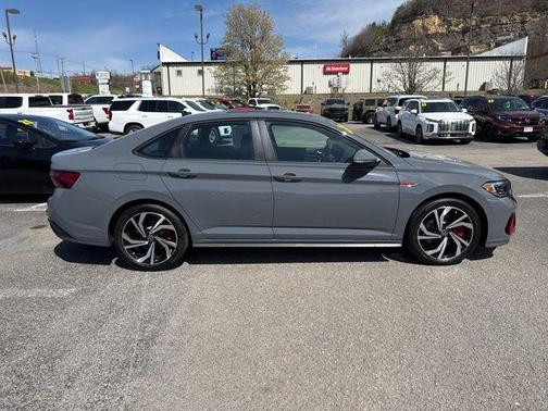 2024 Volkswagen Jetta GLI 2.0T Autobahn