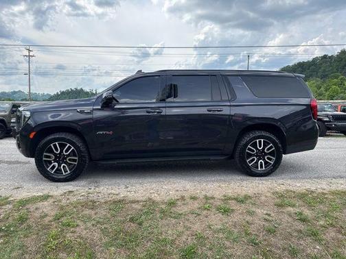 Titanium Rush Metallic 2024 GMC Yukon XL AT4