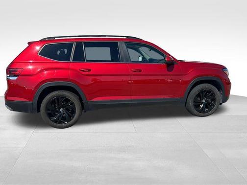 2022 Volkswagen Atlas 3.6L SE w/Technology