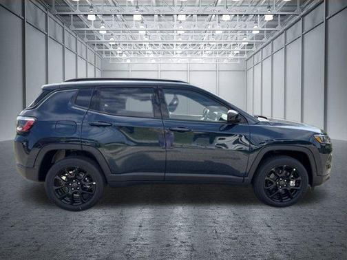 Fathom Blue Pearlcoat 2026 Jeep Compass Latitude