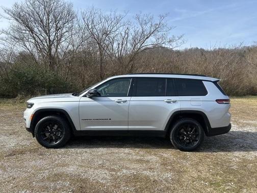 2024 Jeep Grand Cherokee L Laredo