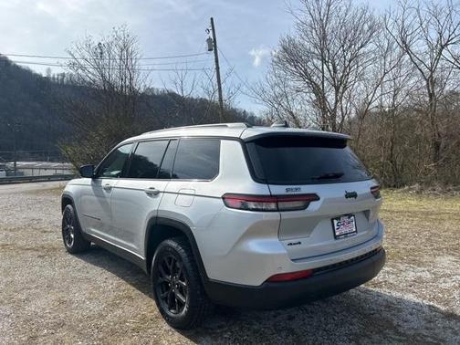 2024 Jeep Grand Cherokee L Laredo