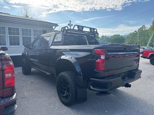 Black 2020 Chevrolet Silverado 1500 LT