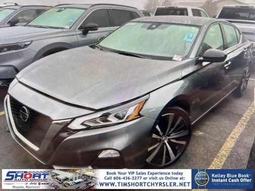 2022 Nissan Altima 2.5 SR
