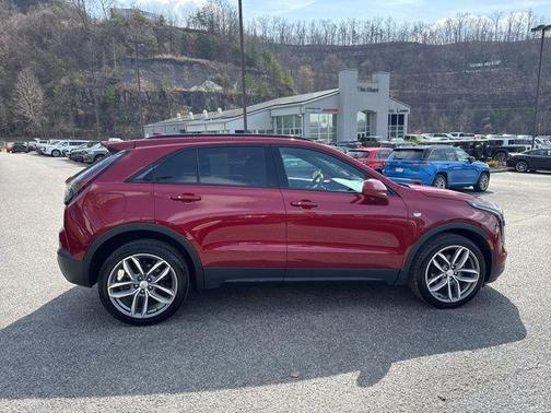 Red Horizon Tintcoat 2019 Cadillac XT4 Sport