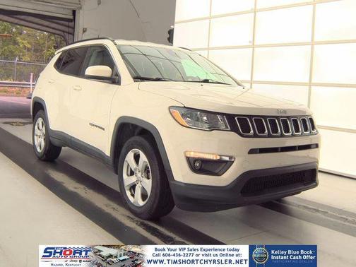 White Clearcoat 2019 Jeep Compass Latitude