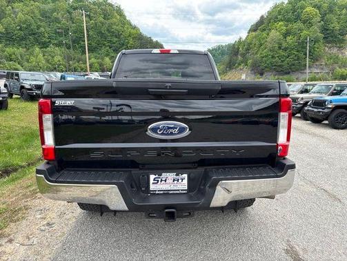 Shadow Black 2018 Ford F-250 XLT