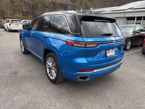 2022 Jeep Grand Cherokee 4xe Summit