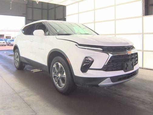 Summit White 2025 Chevrolet Blazer LT