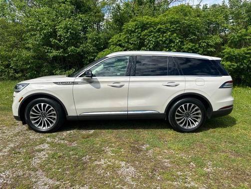 Ceramic White 2021 Lincoln Aviator Reserve RWD
