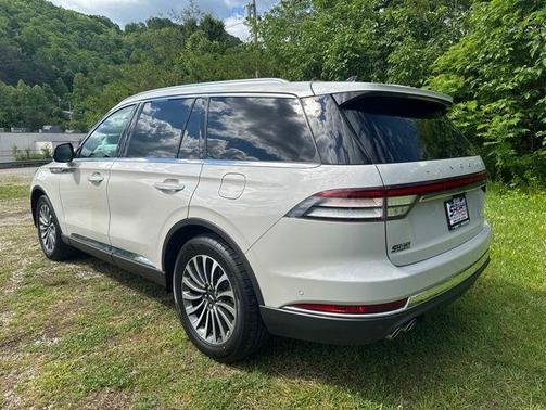 Ceramic White 2021 Lincoln Aviator Reserve RWD