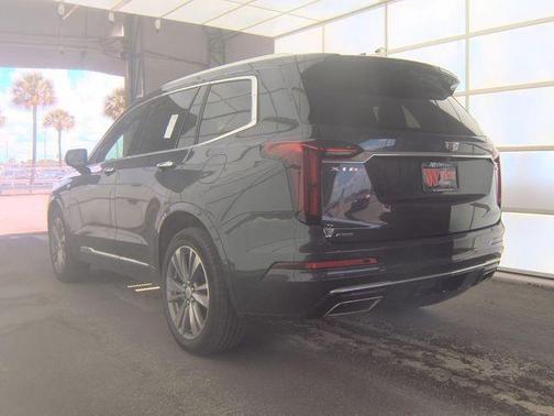 Wilder Metallic 2022 Cadillac XT6 Premium Luxury AWD