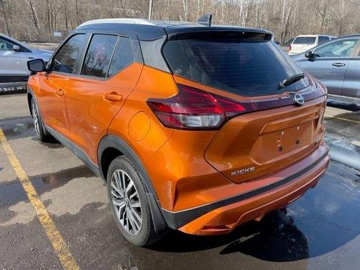 2023 Nissan Kicks SV