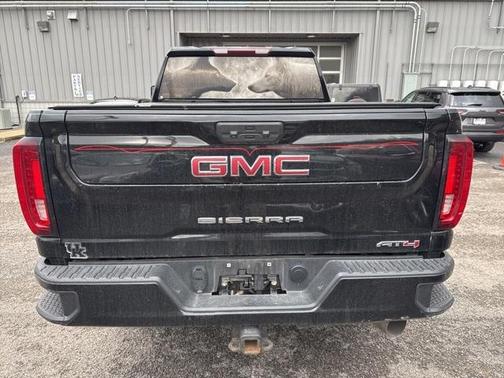 2022 GMC Sierra 2500 AT4