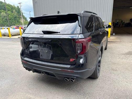 Black Metallic 2023 Ford Explorer ST