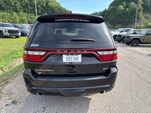 DB Black Crystal Clearcoat 2026 Dodge Durango GT