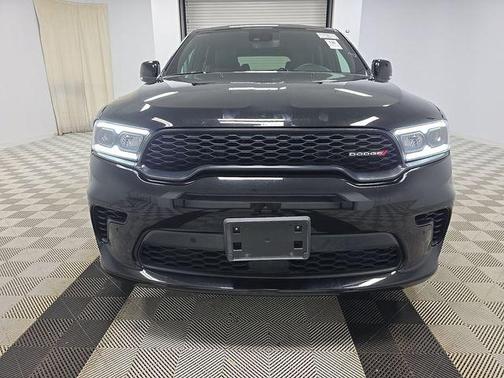 DB Black Crystal Clearcoat 2026 Dodge Durango GT