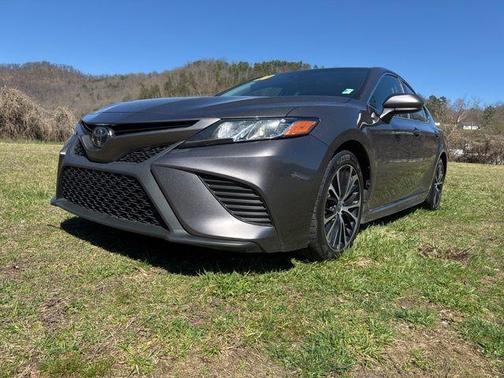 2020 Toyota Camry 