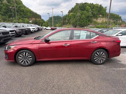 Scarlet Ember 2025 Nissan Altima SV