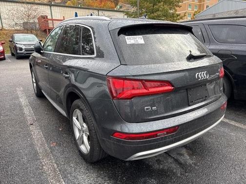 2020 Audi Q5 40 Premium Plus